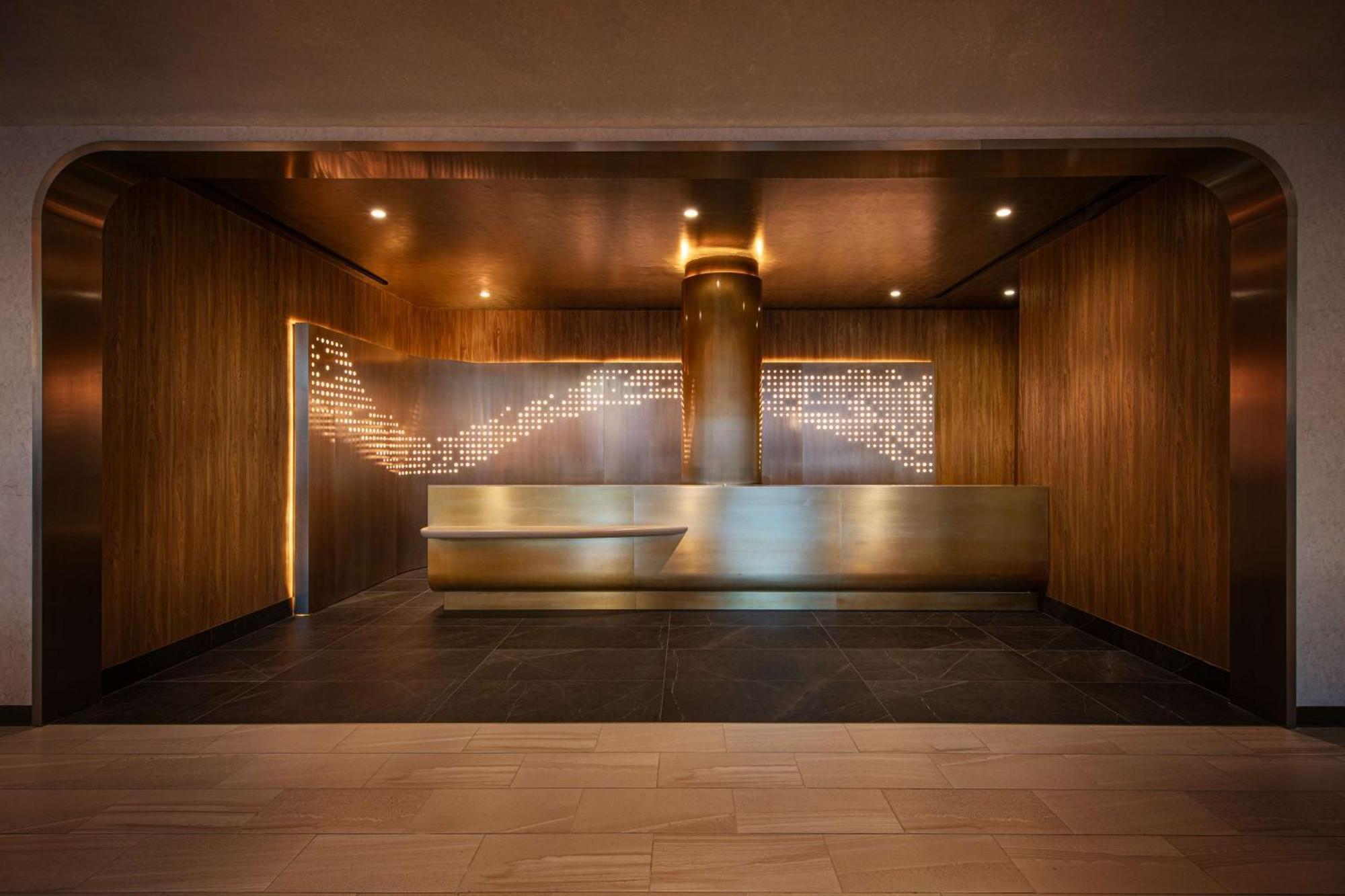 Hilton New York Times Square Hotel Exterior photo