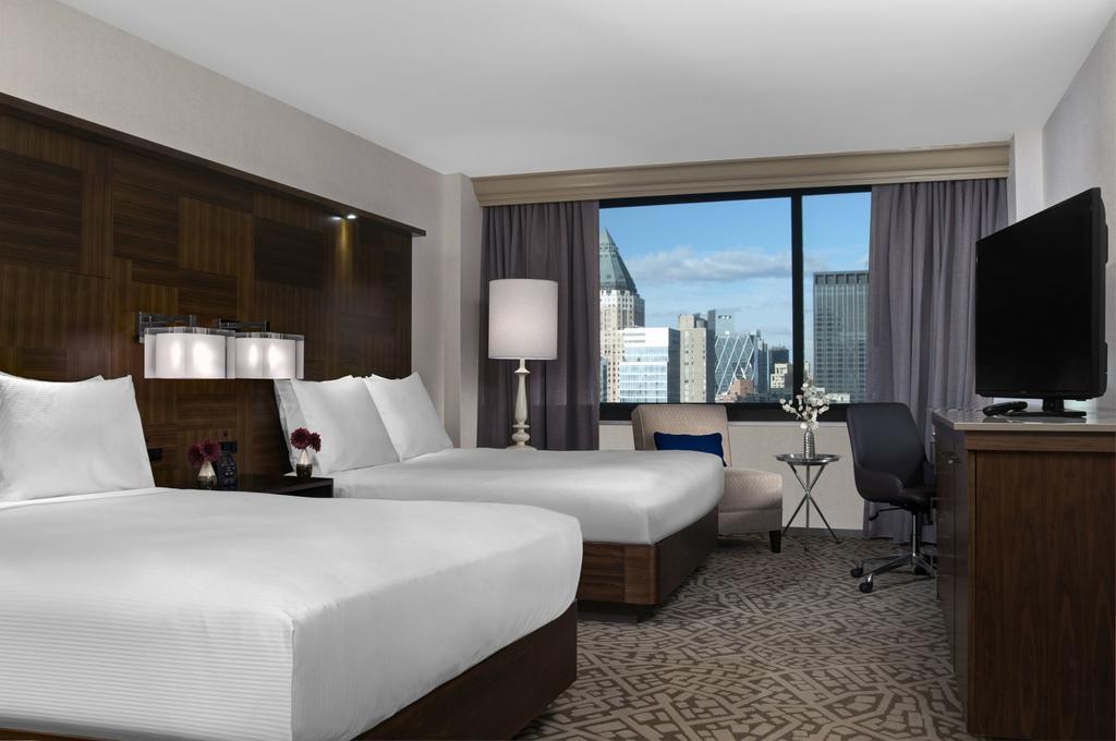 Hilton New York Times Square Hotel Exterior photo